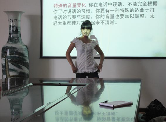 集团员工学习忙 